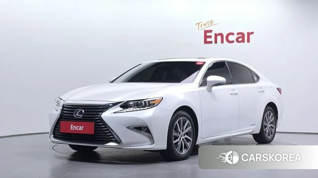 Lexus New ES300h 2018 Белый из Кореи