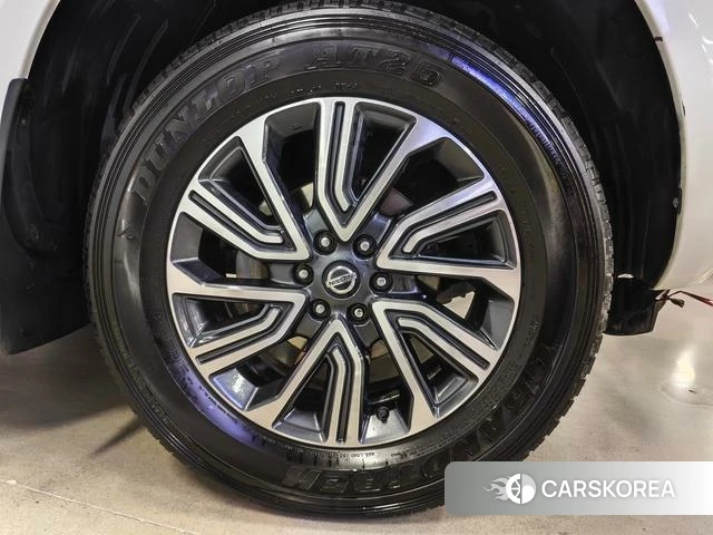 Nissan Tuda 2021 Белый из Китая