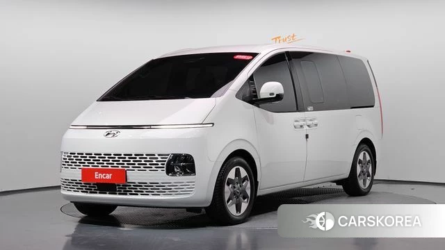 Hyundai Staria 2023 Белый из Кореи