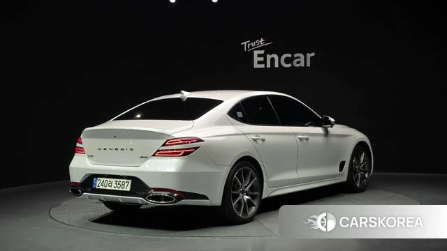 Genesis The New G70 2023 Белый из Кореи