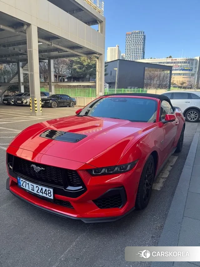 Ford Mustang 7th Generation 2025 Красный из Кореи