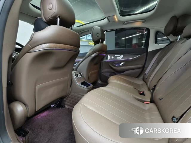 Mercedes-Benz E-class id 3908635 из Китая