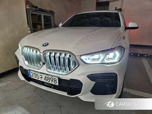 BMW X6 (G06) 2022 Белый из Кореи