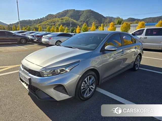 Kia The New K3 2nd generation 2023 Серый из Кореи