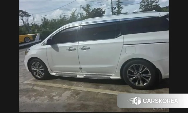 Kia The New Carnival 2018 Белый из Кореи