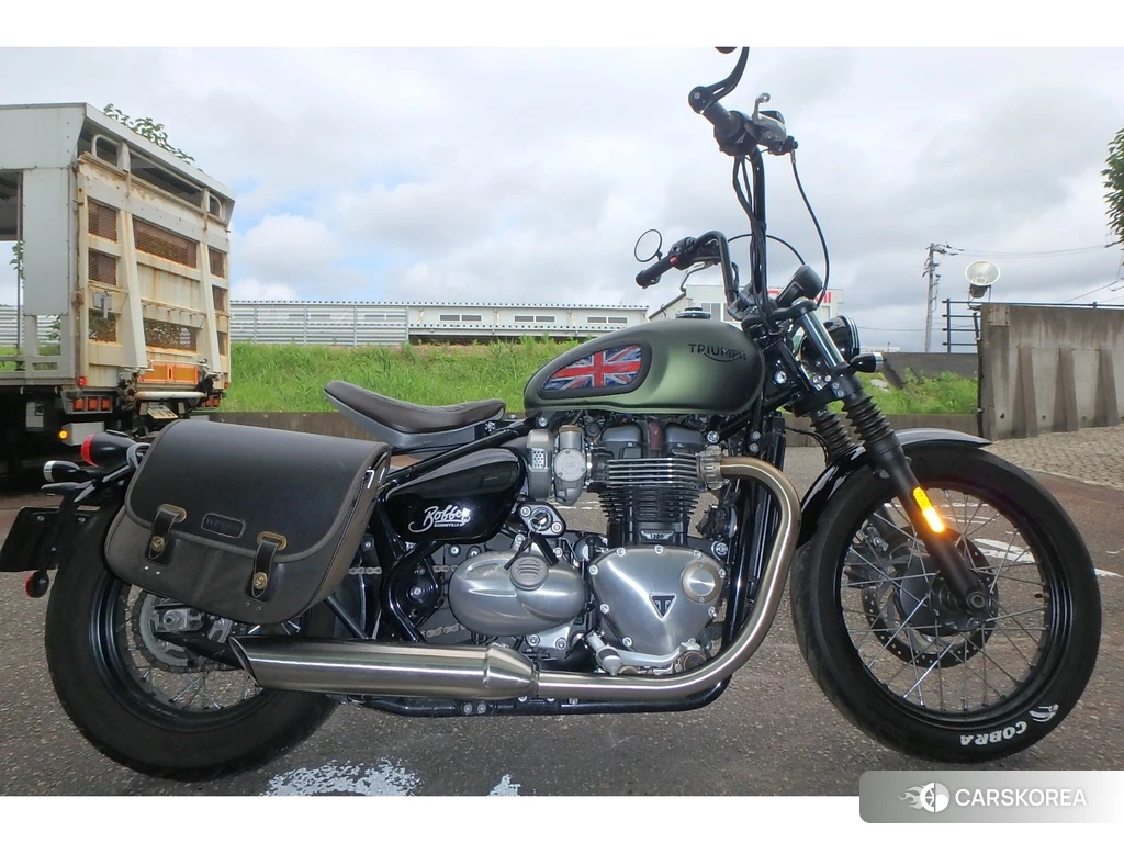 Проданный Triumph BONNEVILLE BOBBER 2019 из Японии