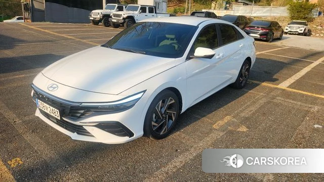 Hyundai The New Avante (CN7) 2023 Белый из Кореи