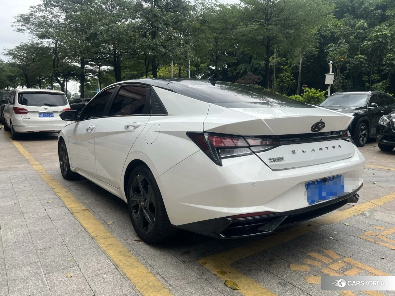 Hyundai Elantra 2020 Белый из Китая