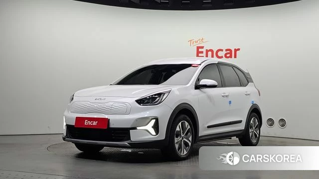 Kia Niro Plus 2022 Белый из Кореи