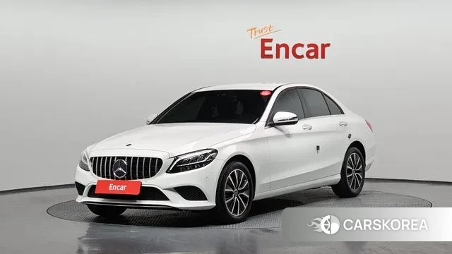 Mercedes-Benz C-Class W205 2019 Белый из Кореи