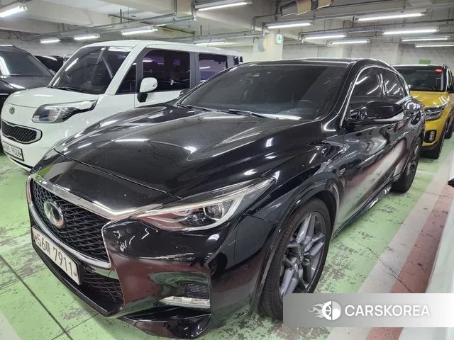 Infiniti Q30 2018 Черный из Кореи