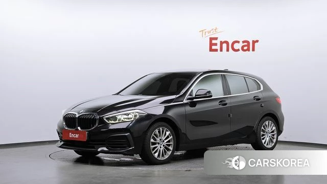 BMW 1 Series (F40) 2021 Черный из Кореи