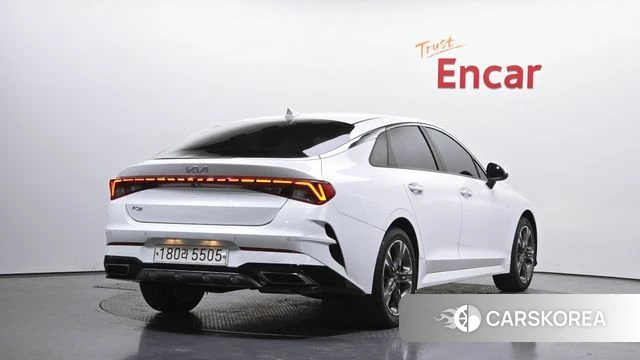 Kia K5 3rd generation 2021 Белый из Кореи
