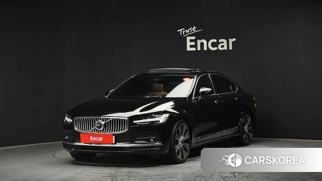 Volvo S90 2022 Черный из Кореи