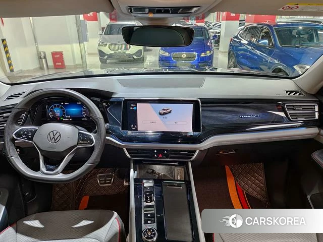 Volkswagen Tourang 2022 Темно-серый из Китая