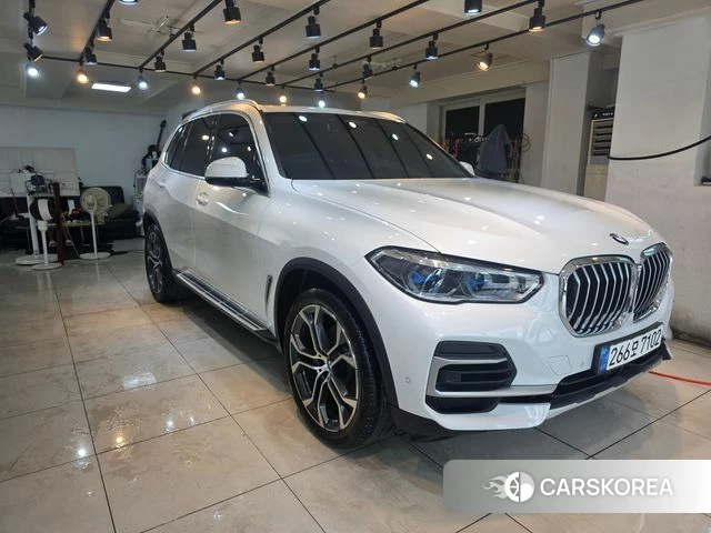 BMW X5 (G05) 2022 Белый из Кореи