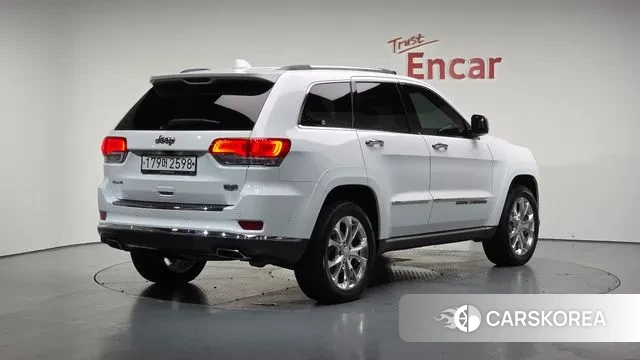 Jeep Grand Cherokee 2019 Белый из Кореи
