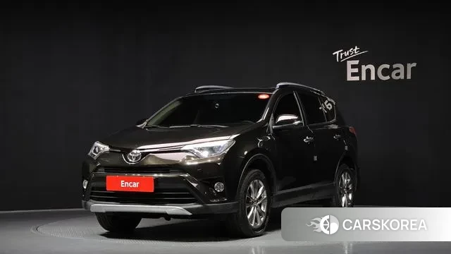 Toyota RAV4 2018 Коричневый из Кореи