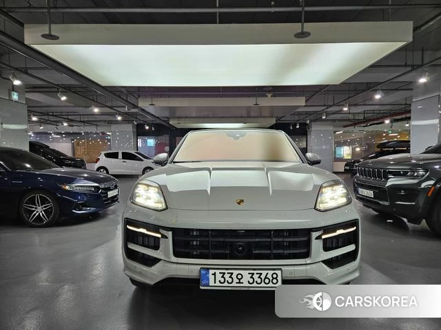 Porsche Cayenne (PO536) 2025 Серебристо-серый из Кореи