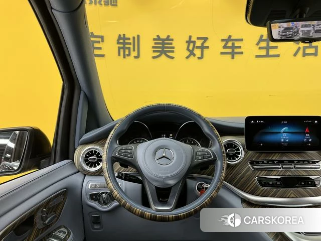 Mercedes-Benz V-class 2022 Черный из Китая