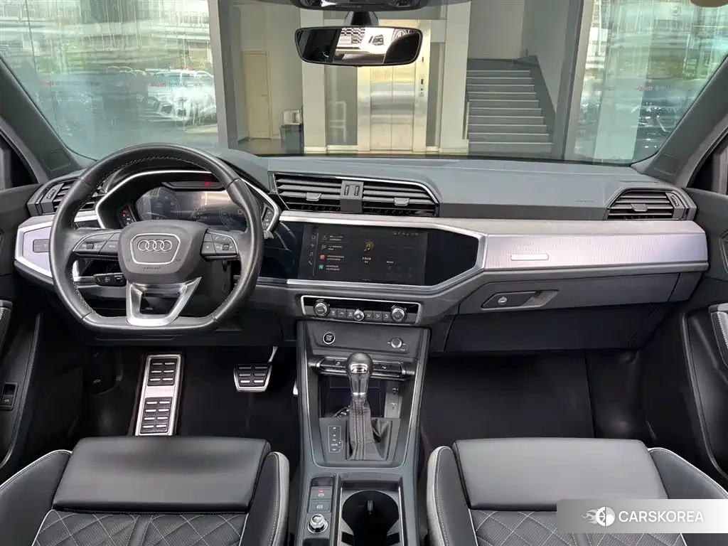 Audi Q3 2024 Белый из Китая