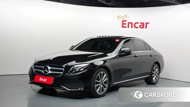Mercedes-Benz E-Class W213 2018 Черный из Кореи
