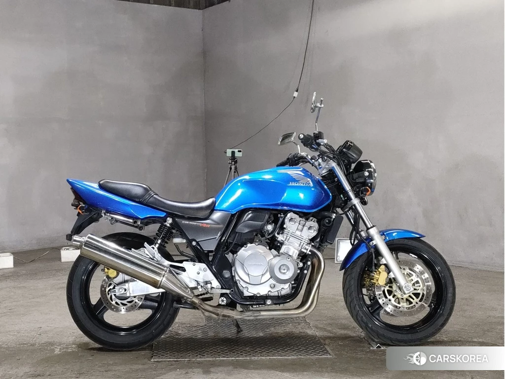 Проданный Honda CB400SF 2020 из Японии