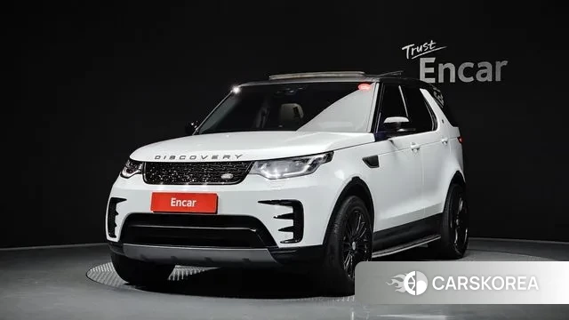 Land Rover Discovery 5 2018 Белый из Кореи