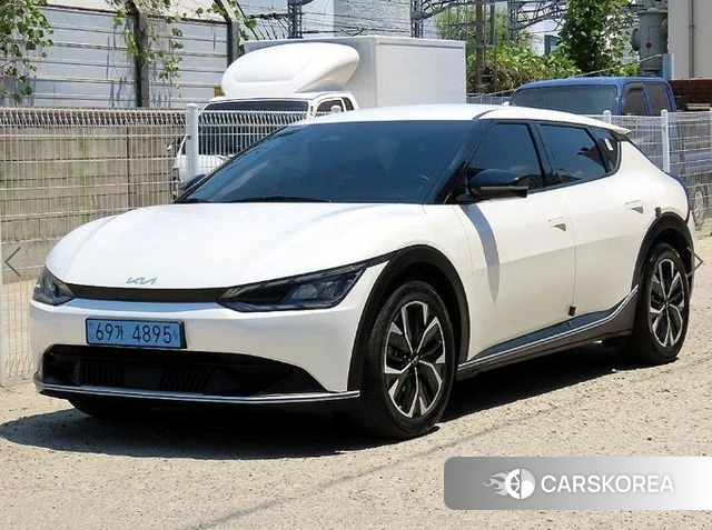 Kia EV6 2022 Серый из Кореи