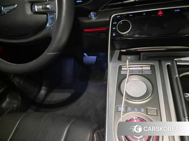 Genesis GV80 2020 Серый из Кореи