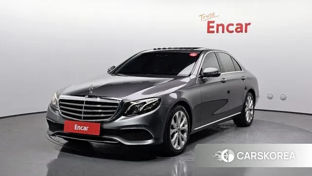 Mercedes-Benz E-Class W213 2018 Серый из Кореи