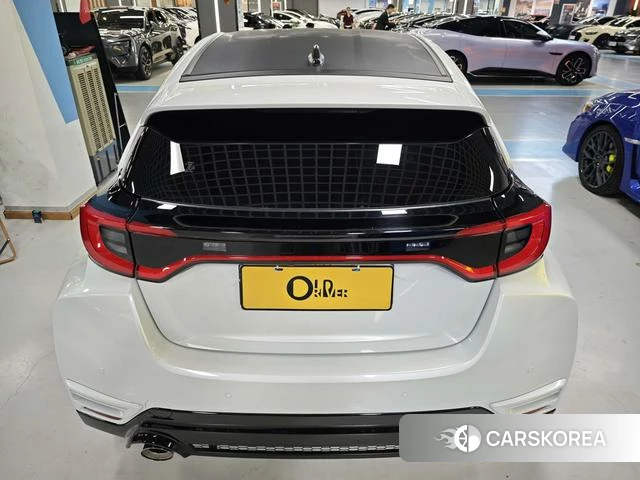 Toyota GR YARIS 2025 Белый из Китая
