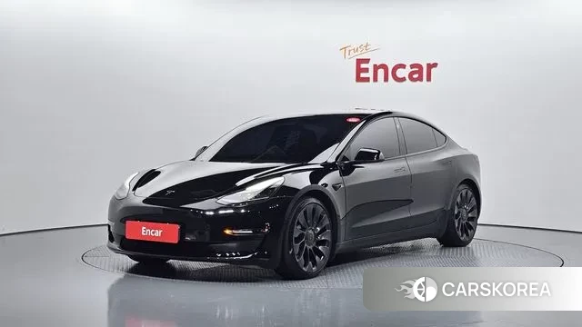 Tesla Model 3 2021 Черный из Кореи