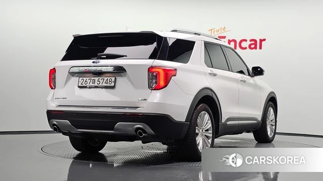 Ford Explorer 6th Generation 2019 Белый из Кореи