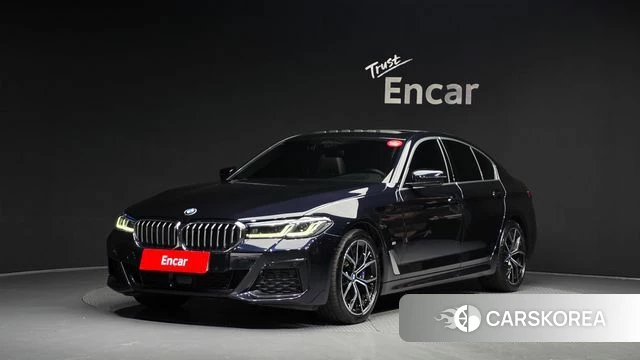 BMW 5 Series (G30) 2023 Черный из Кореи