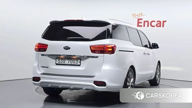 Kia The New Carnival 2019 Белый из Кореи