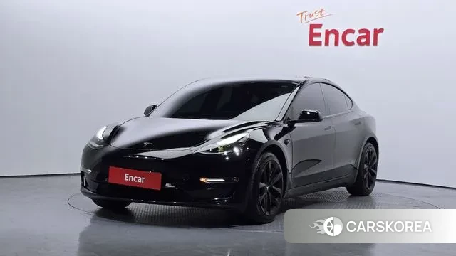 Tesla Model 3 2021 Черный из Кореи