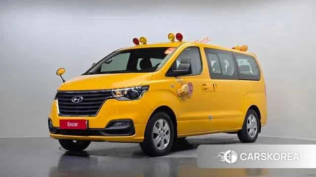 Hyundai The New Grand Starex 2018 Желтый из Кореи