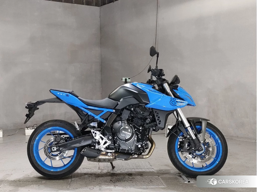 Проданный Suzuki GSX-8S 2023 из Японии
