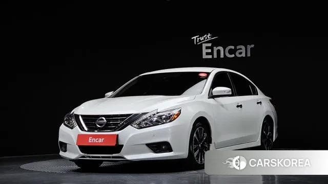 Nissan Altima 2018 Белый из Кореи