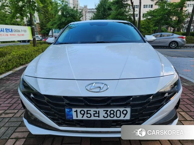 Hyundai Avante (CN7) 2022 Белый из Кореи
