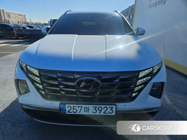 Hyundai Tucson Hybrid (NX4) 2021 Белый из Кореи