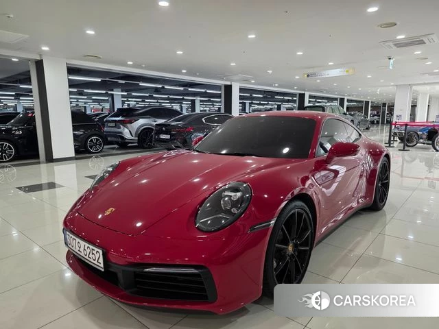 Porsche 911(992) 2023 Красный из Кореи
