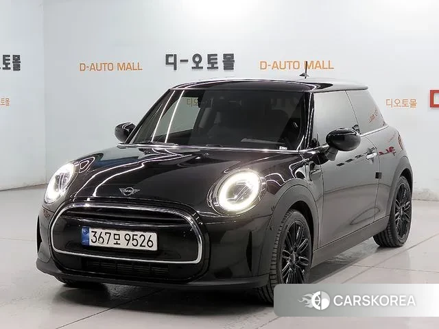 Mini Cooper 2023 Черный из Кореи