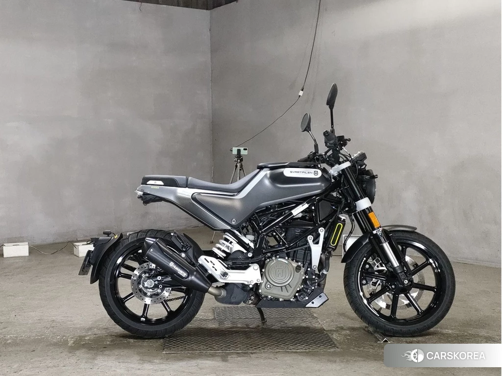 Проданный Husqvarna SVARTPILEN 250 2021 из Японии