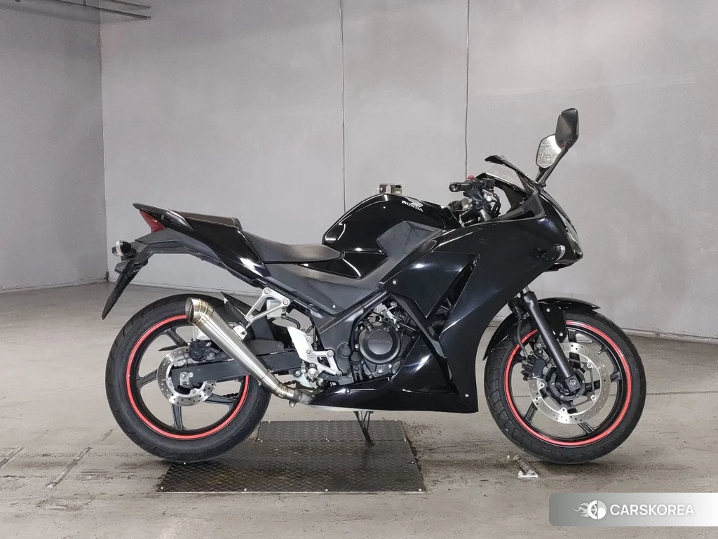Проданный Honda CBR250R 2015 из Японии, фото 2