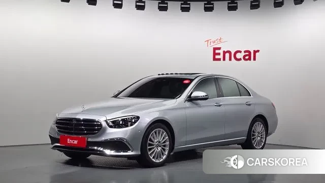 Mercedes-Benz E-Class W213 2022 Серебряный из Кореи