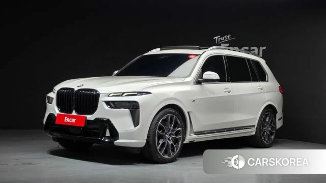 BMW X7 (G07) 2024 Белый из Кореи