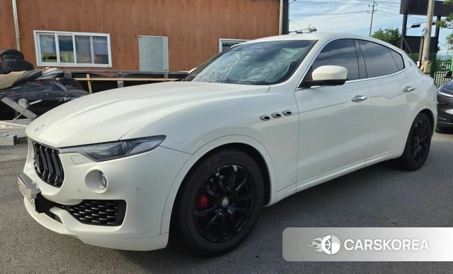 Maserati Levante 2018 Белый из Кореи