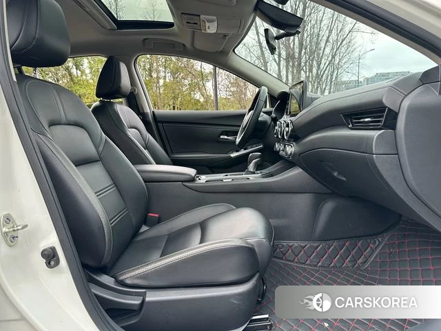Nissan Xuan Yi 2023 Белый из Китая